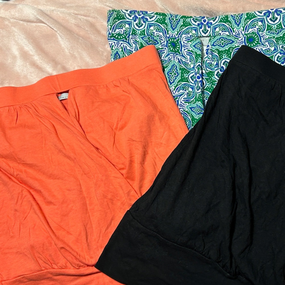 Old Navy 3 Tube Tops flattering design